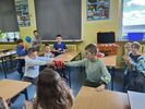 klasy 1 b-spotkania z fizyką_001.jpg